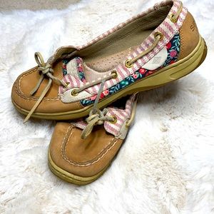 Sperry classic Topsider Cherry  Pattern Pink and Tan Leather Boat Shoe 6.5